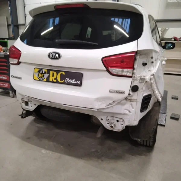 realisation-carrosserie-voiture-rc-peinture-carrossier-aizenay (2)