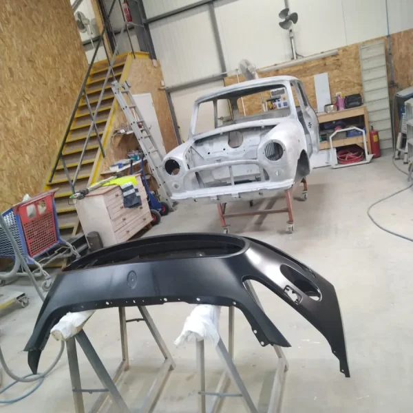 realisation-carrosserie-voiture-rc-peinture-carrossier-aizenay (4)